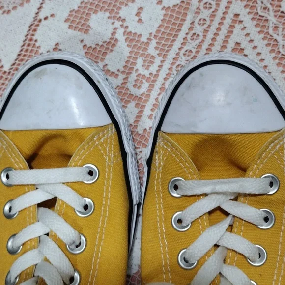 CONVERSE SUNNY MUSTARD 💛 YELLOW SZ 11W / 9M SNEAKERS... - Picture 9 of 9